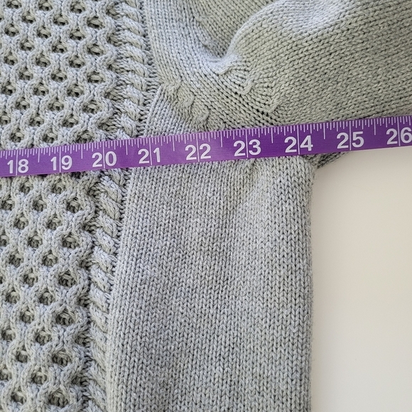 GH Bass & Co gray 100% cable knit sweater - Picture 4 of 8